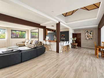 4 Bedroom Villa