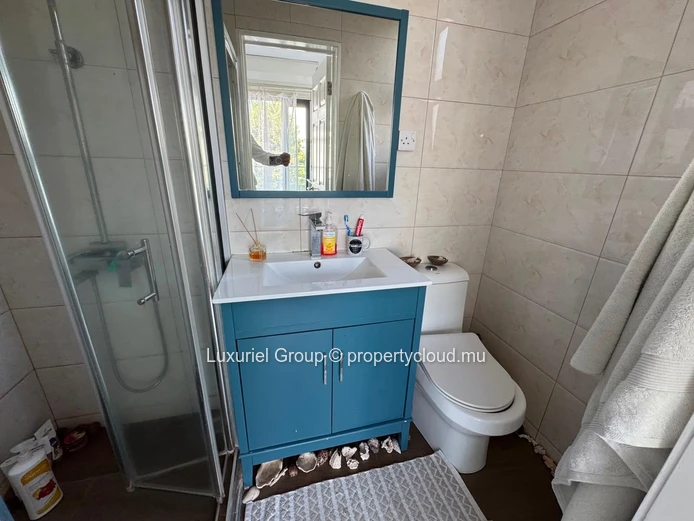 Spacious 3-Bedroom Apartment in Cap Malheureux