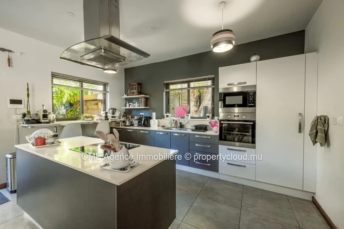 LA PRENEUSE - Your private oasis: Stunning 5-bedroom villa