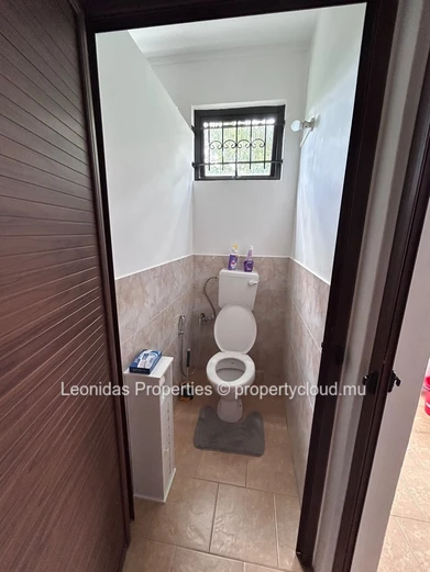 2 bedrooms house 