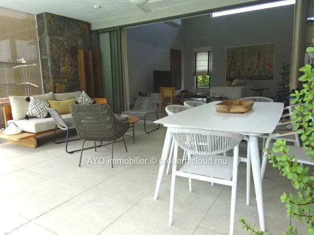 Villa de 3 chambres joliment meublée avec piscine