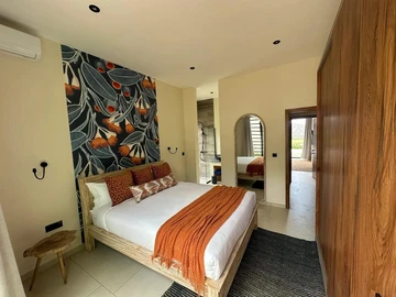 4 Bedroom Villa