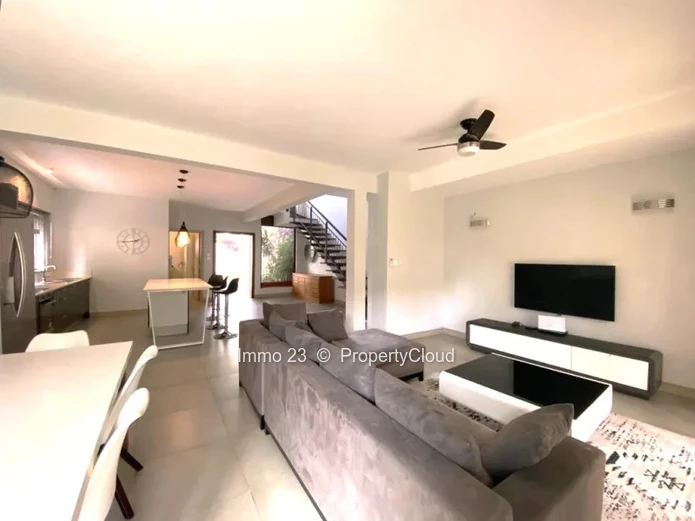 House / Villa - 3 bedrooms - Trianon - Ref. MA55623LO