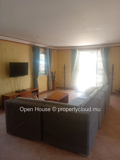 3-Bedroom Furnished Villa with Pool for Rent in Bain Boeuf (Sole Mandate)