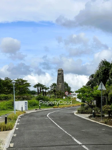 For Sale - Plot Of Land - Gated Community - Bambous
