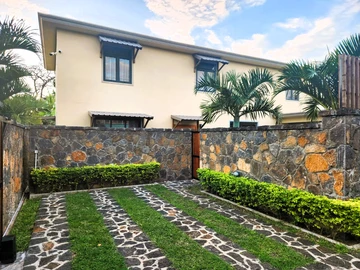 Villa for Rent at Pointe aux Cannoniers