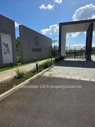 La Salette Estate . 3 TERRAINS RESIDENTIEL À VENDRE ,NOUVEAU MORCELLEMENT SÉCURISÉ À GRAND BAIE