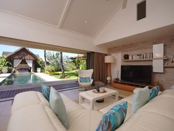 4 Bedroom Villa
