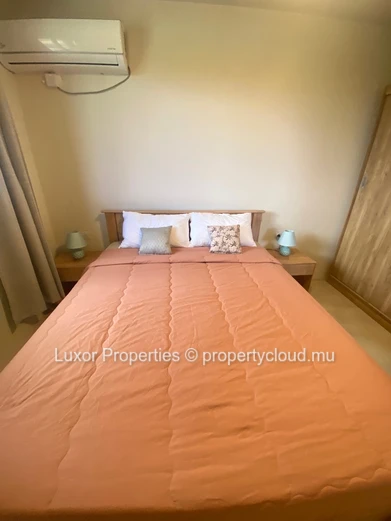 Appartement Neuf de Deux Chambres avec Vue Mer dans le Sud