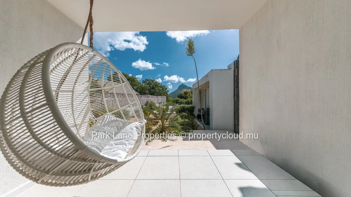 Villa Contemporaine avec Vue Imprenable sur la Montagne