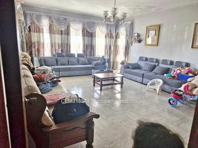 4 Bedrooms House for Sale – Vacoas