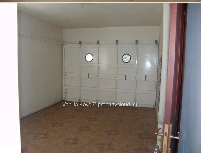 For Sale – Family House – Rose Hill – Mur 17M