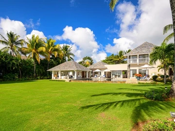 6 Bedroom House