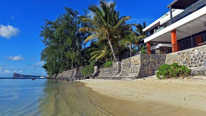 Péreybère - Splendid apartment of 3 rooms feet in beachfront