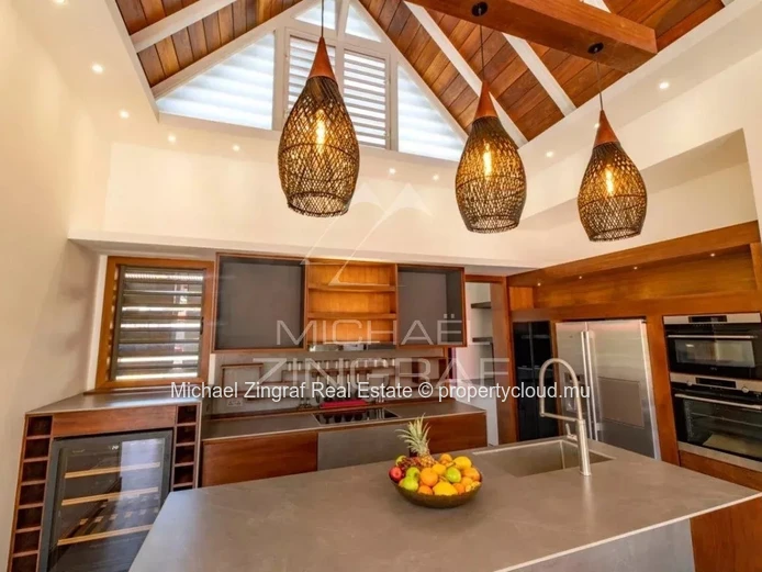 Villa de Luxe 4 Chambres au Style Balinais | Proche Grand Baie