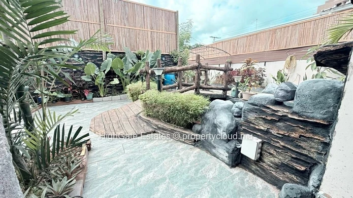 3 Bedroom House Fully Furnished