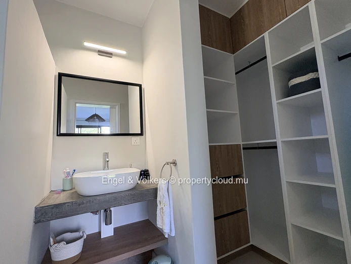 FOR RENT - A New 2-Bedroom house in Tamarin