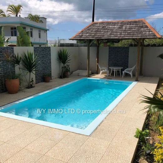 Villa For Rent – Bain Boeuf