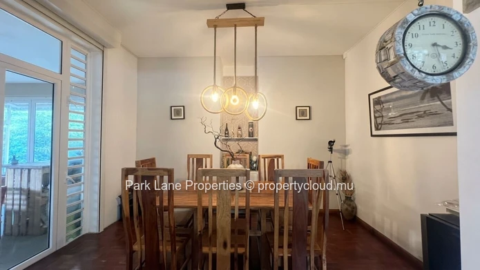 Modern single level house in Curepipe