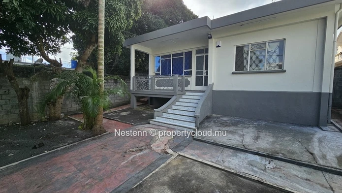 Unfurnished house of 2 bedrooms