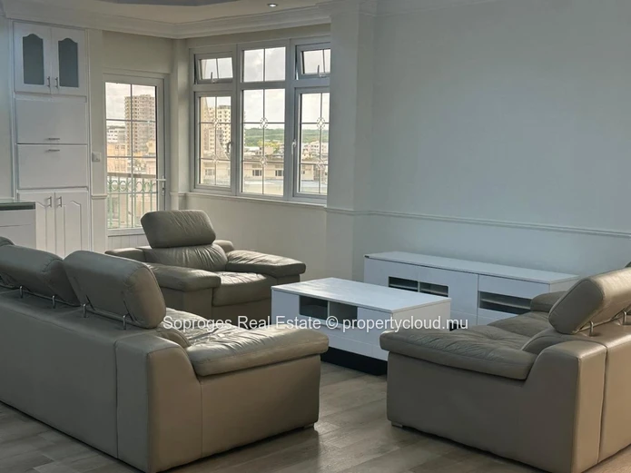 Superbe penthouse de 4 chambres