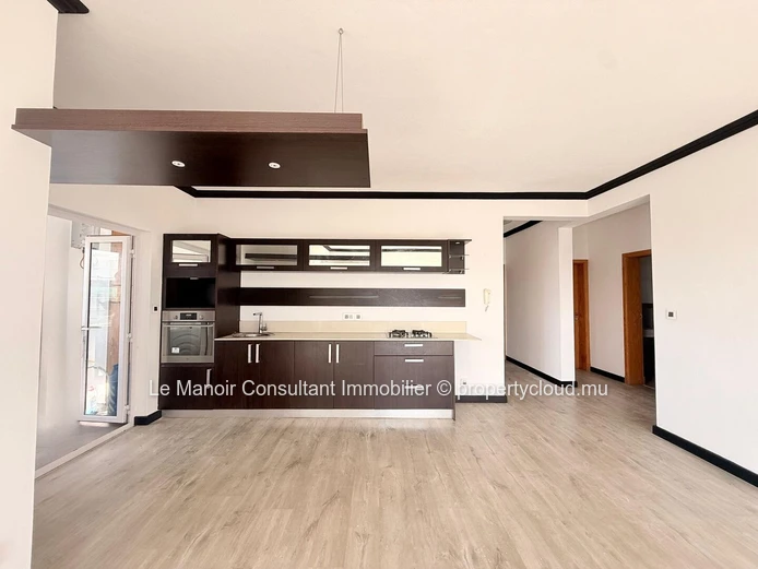 3-bedroom apartment - Sea and mountain view in Beau Bassin