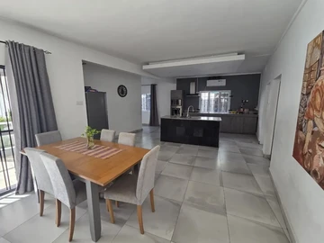 4 Bedroom Villa