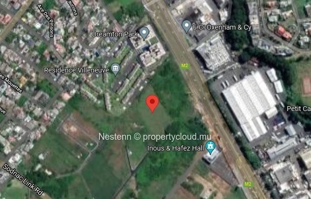Terrain commercial de 2919 m² dans une région recherchée.
