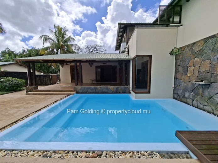 Piton - Maison à vendre – Pam Golding Mauritius
