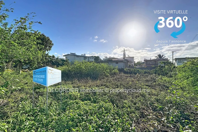 654 m² Residential Land for Sale in Quatre Bornes
