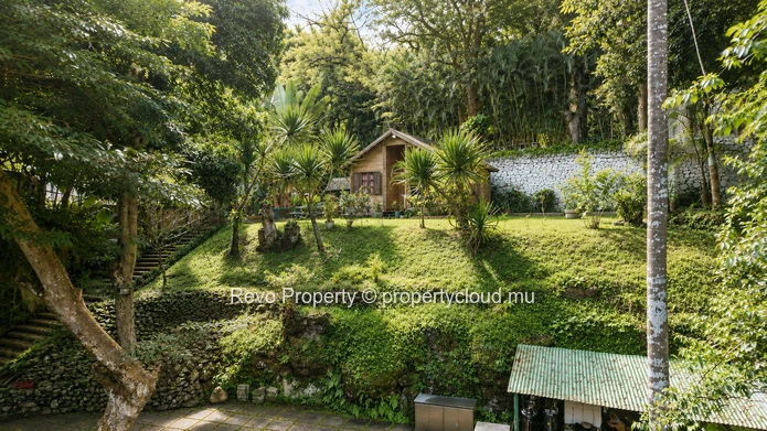 Exclusive Land with Waterfall Views in Central Moka