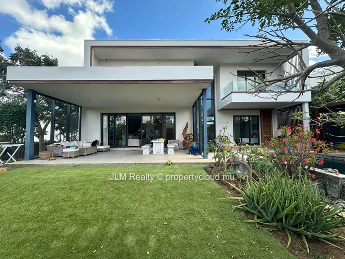 For Rent: Modern 4-Bedroom En-Suite Villa, Tamarin, Mauritius