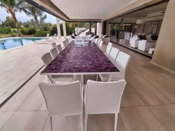 5 Bedroom Villa