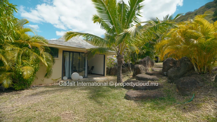 Luxurious Villa for Sale - Cap Tropical 2, Mauritius - Elegance and Investment Opportunity