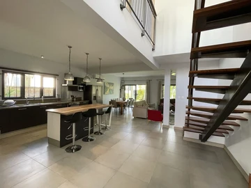 3 Bedroom Townhouse, Duplex