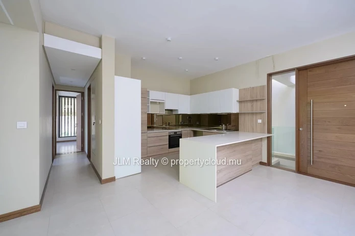 Appartement avec Piscine Privative à Vendre à Pointe aux Canonniers, Île Maurice