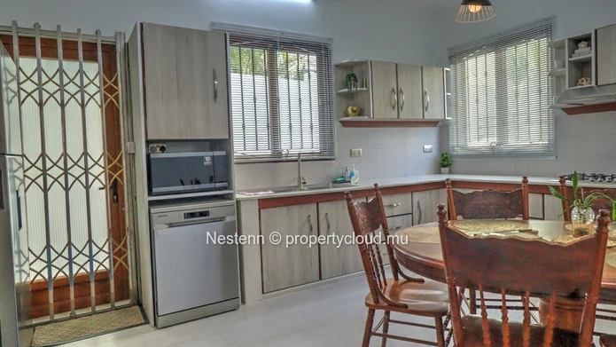 Magnifique maison neuve de 4 chambres