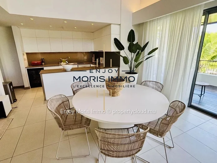 Penthouse de prestige à vendre – Mont Choisy Golf & Beach Estate – Île Maurice – 3 chambres en suite – Piscine privée –