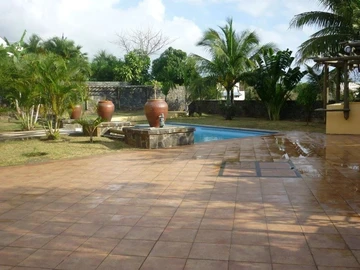 5 Bedroom Villa