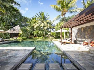 5 Bedroom Villa