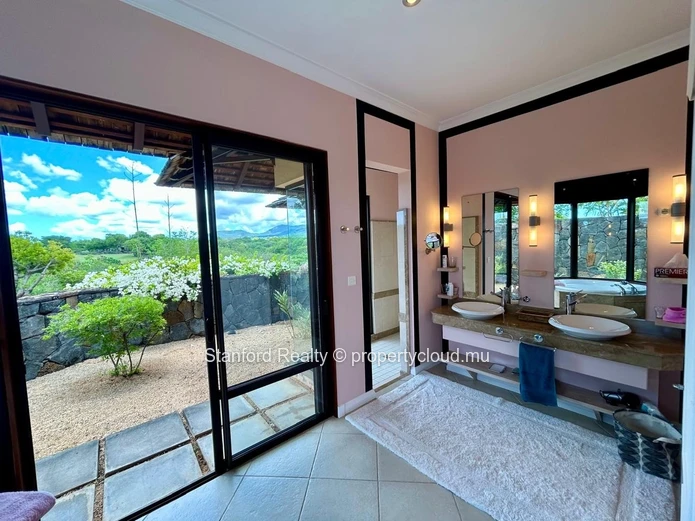 Villa de luxe à vendre - 4 chambres | Domaine de golf Tamarina, côte ouest Maurice