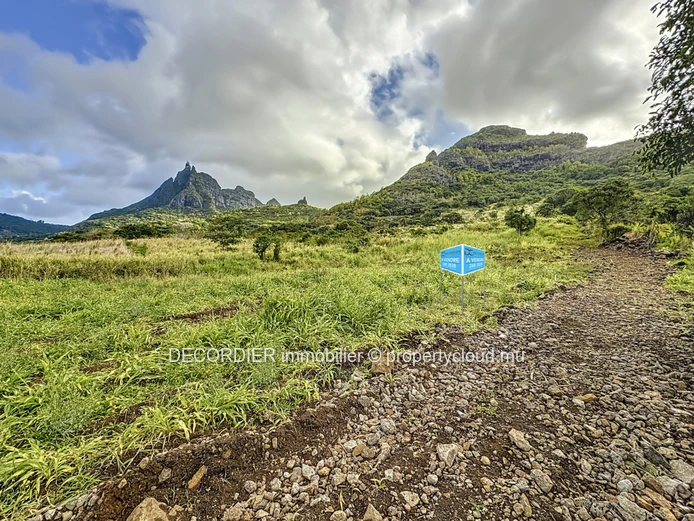À Vendre Creve Coeur Terrain Résidentiel