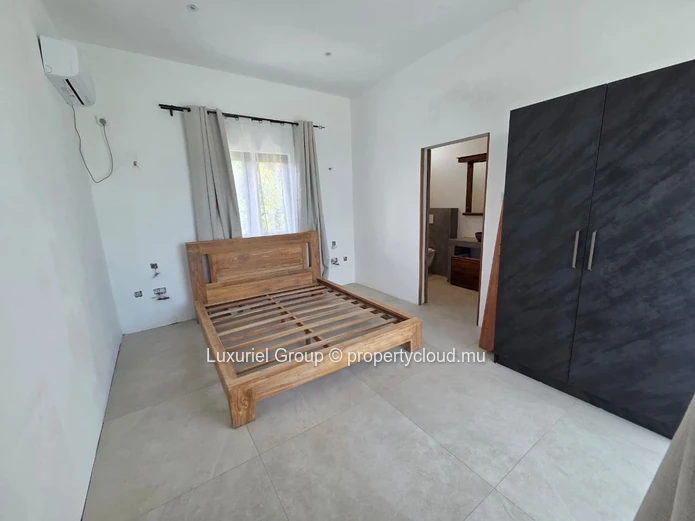 Belle Villa Neuve Avec Piscine À Louer – Calodyne