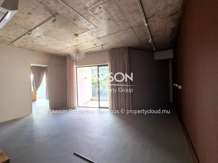 165.95m² Office To Let in Grande Rivière Noire