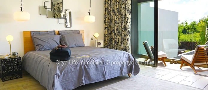 Duplex de 4 chambres avec piscine privée à vendre à Balaclava