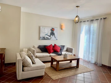 2 Bedroom Townhouse, Duplex