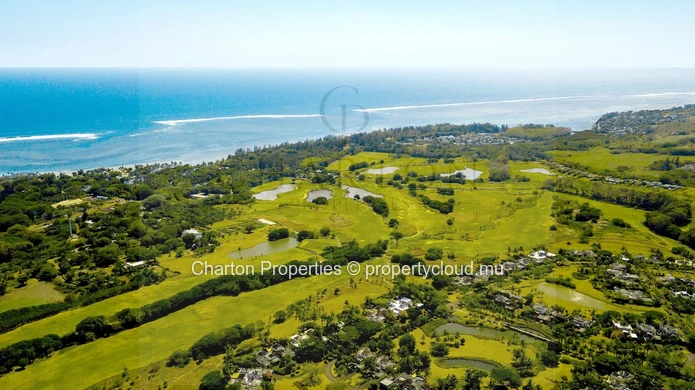 Villa contemporaine de 3 chambres au cœur d’un domaine golfique et balnéaire exclusif