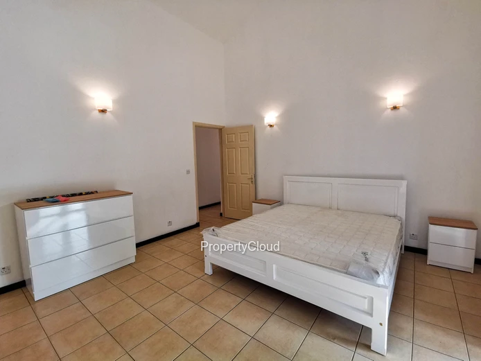 For Rent - A Furnished Villa With A Private Pool, Ready To Move Into – Roches Noires, North East