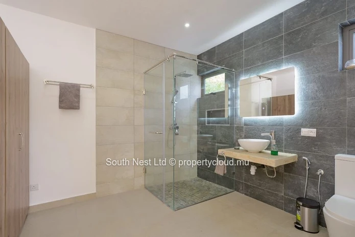 Villa contemporaine entièrement meublée de 3 chambres avec studio indépendant - Grand Baie