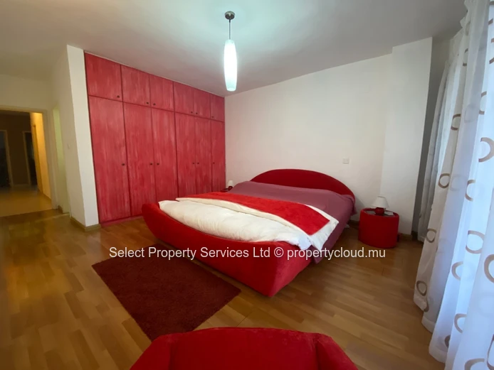 Furnished Modern Apartment for rent in Trianon, Quatre Bornes 